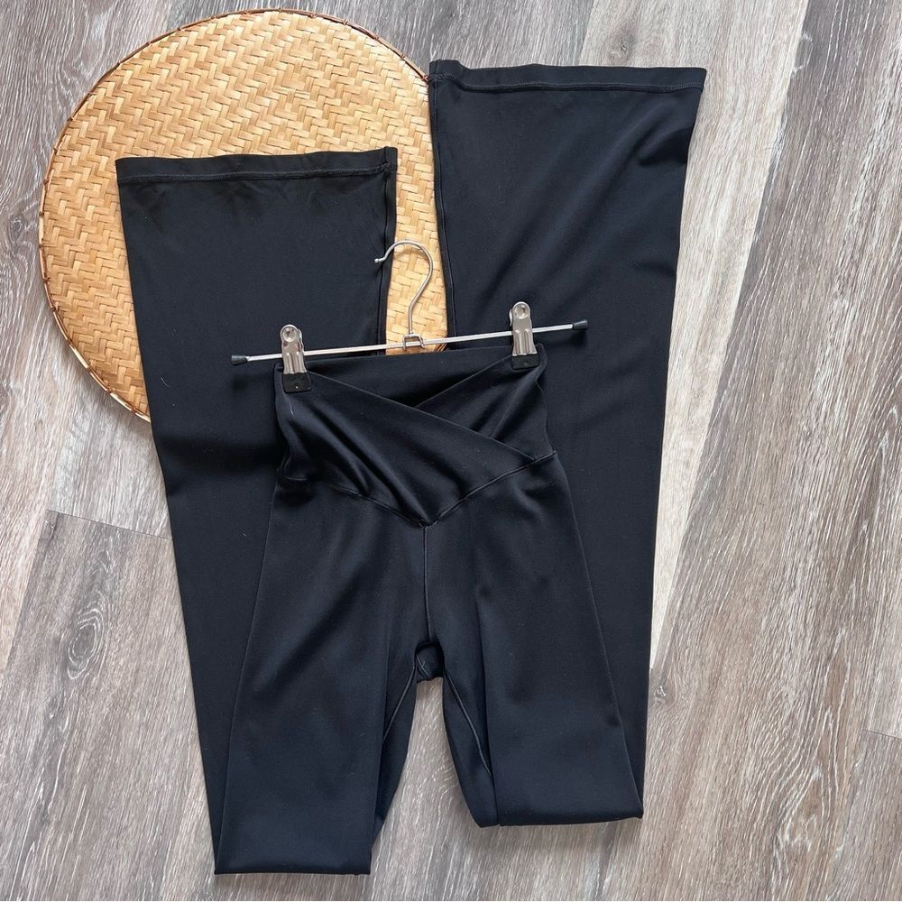 Aerie offline real me yoga flare leg leggings